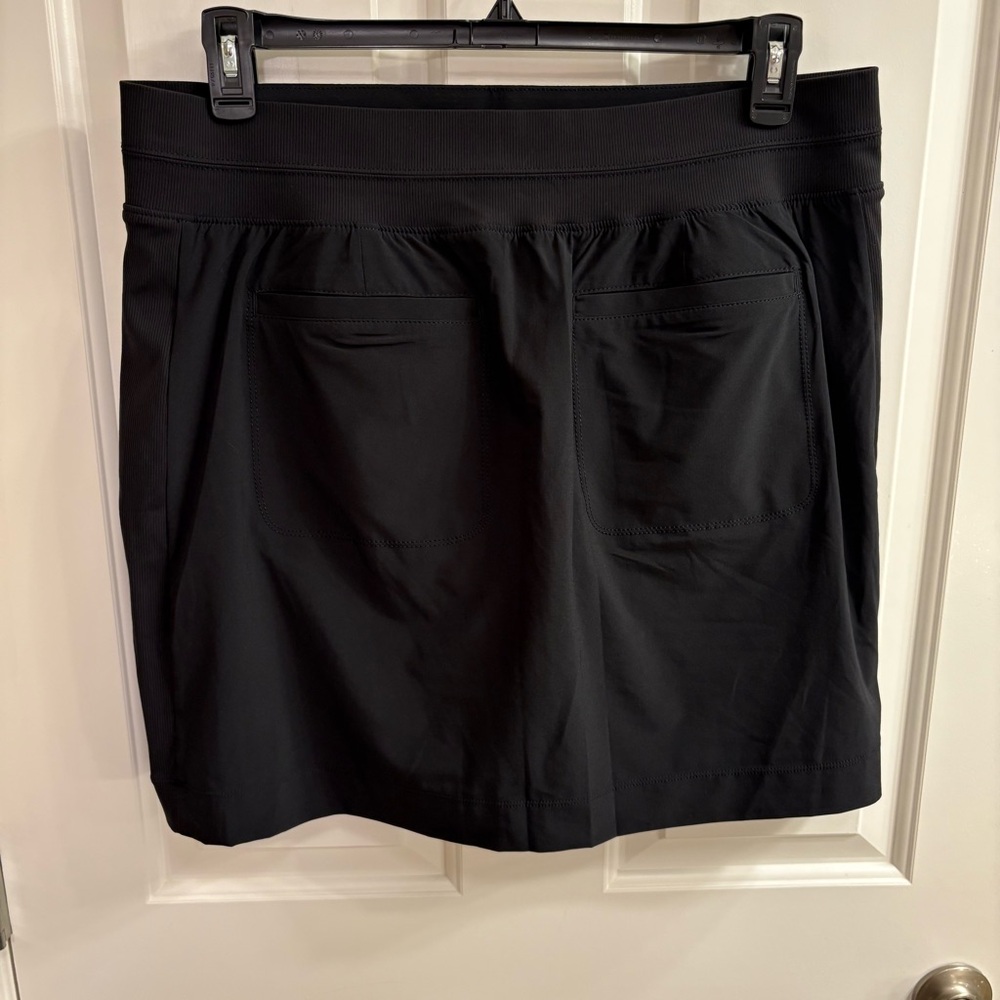TALL Athleta Brooklyn Black Skort with Functional Pockets 16 Tall - Picture 6 of 12